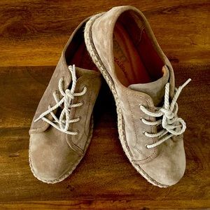 Born Womens shoes